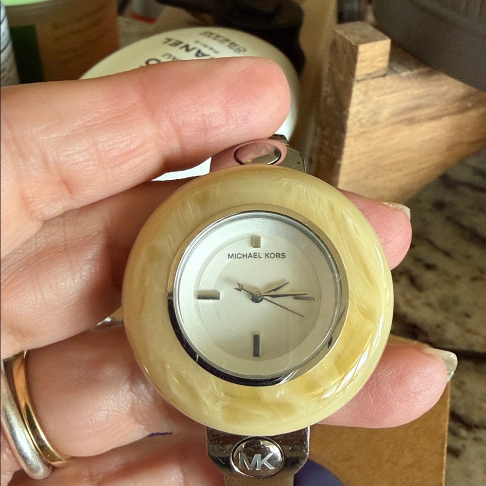 Michael Kors Silver Crystal-Accented Women’s Watch with Interchangeable Bezels - Picture 9 of 9